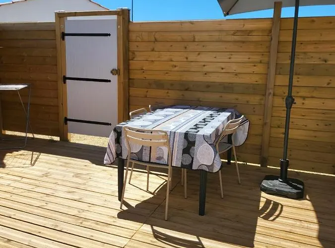 Escale Ocean A 800 M De La *