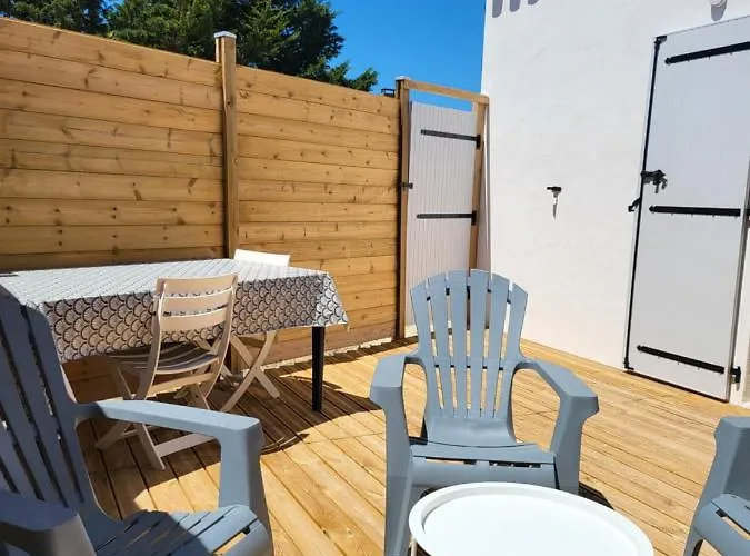 Escale Ocean A 800 M De La Nyaraló *